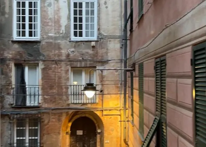 La Piazzetta Historic Center Old Port